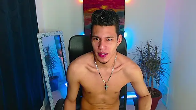 Snapshot of dirtyboy_23 chatting on 11, 10, 2025 dirtyboy 23 online show from 11, 10, 2025