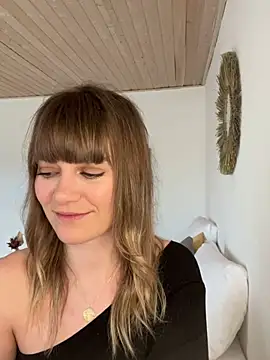 Milla  one online show from 29, 1, 2025