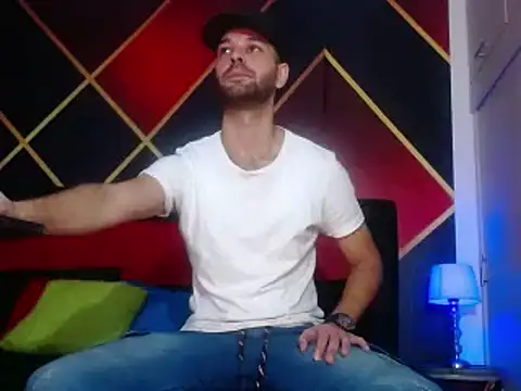 Snapshot of CindyandCarlo chatting on 26, 2, 2025 CindyandCarlo online show from 26, 2, 2025