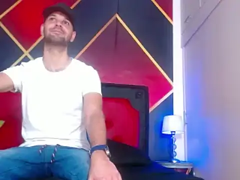 Snapshot of CindyandCarlo chatting on 1, 3, 2025 CindyandCarlo online show from 1, 3, 2025