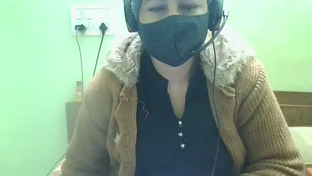 couplesuni online show from 16, 1, 2025