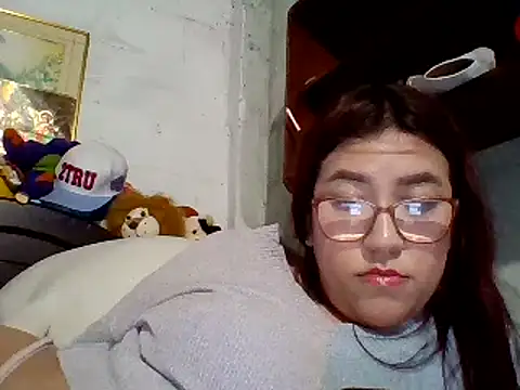 dafne19  online show from 2, 2, 2025