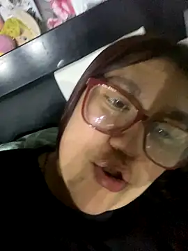 dafne19  online show from 4, 12, 2025