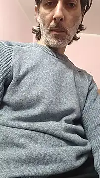 Snapshot of Tutto_tuox chatting on 8, 5, 2026 Tutto tuox online show from 8, 5, 2026