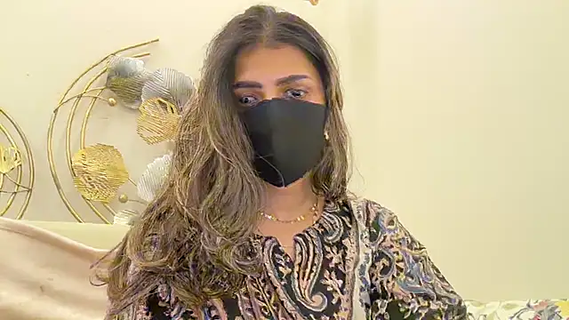Snapshot of MaYaa__11 chatting on 17, 6, 2026 MaYaa 11 online show from 17, 6, 2026