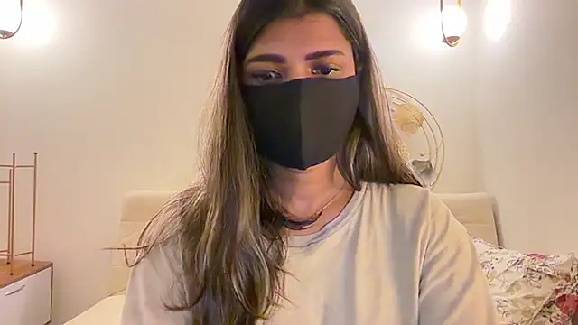 Snapshot of MaYaa__11 chatting on 5, 8, 2026 MaYaa 11 online show from 5, 8, 2026