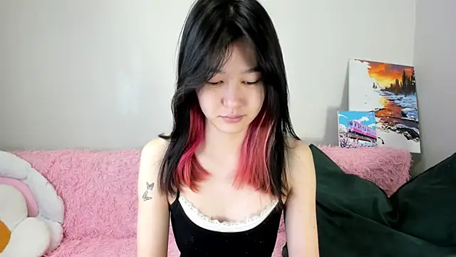 Lola Peach online show from 21, 7, 2026