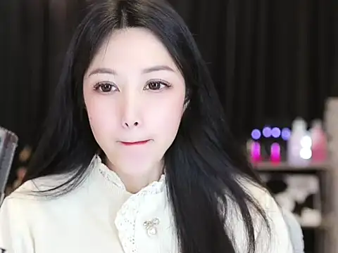 Nuyoah-77 online show from 12, 2, 2025