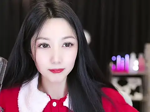 Nuyoah-77 online show from 13, 2, 2025