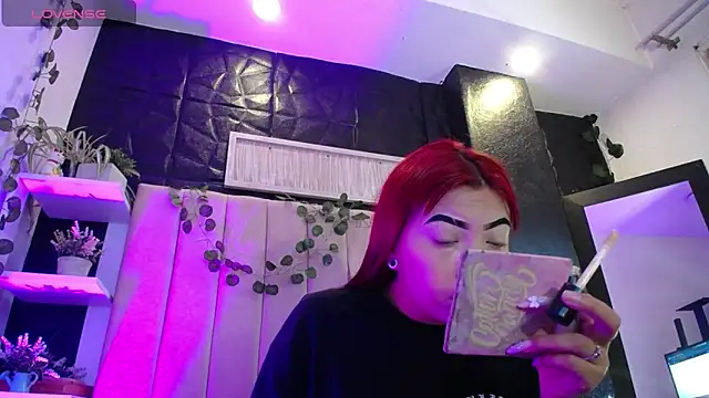 Snapshot of Mia_Rinn chatting on 11, 1, 2025 Mia Rinn online show from 11, 1, 2025