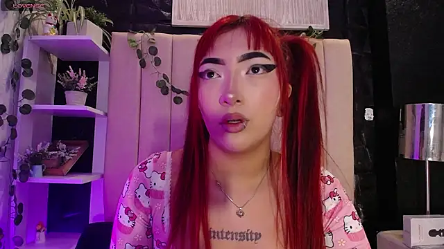 Snapshot of Mia_Rinn chatting on 21, 1, 2025 Mia Rinn online show from 21, 1, 2025