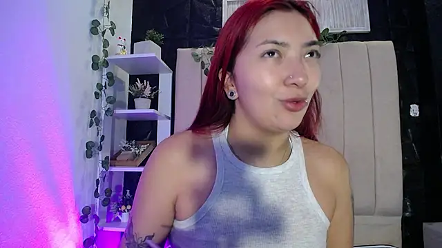 Snapshot of Mia_Rinn chatting on 22, 1, 2025 Mia Rinn online show from 22, 1, 2025