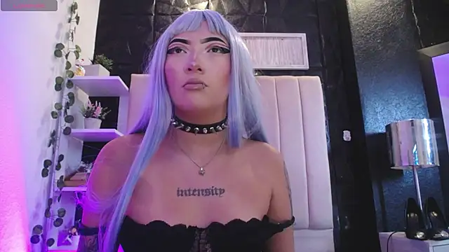 Snapshot of Mia_Rinn chatting on 24, 1, 2025 Mia Rinn online show from 24, 1, 2025