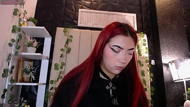 Snapshot of Mia_Rinn chatting on 22, 2, 2025 Mia Rinn online show from 22, 2, 2025