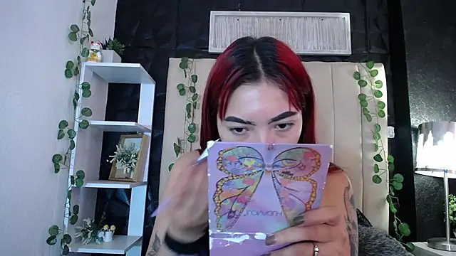 Snapshot of Mia_Rinn chatting on 10, 3, 2025 Mia Rinn online show from 10, 3, 2025