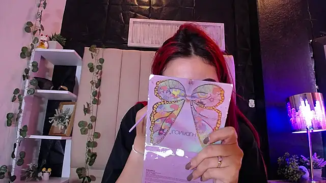 Snapshot of Mia_Rinn chatting on 17, 3, 2025 Mia Rinn online show from 17, 3, 2025