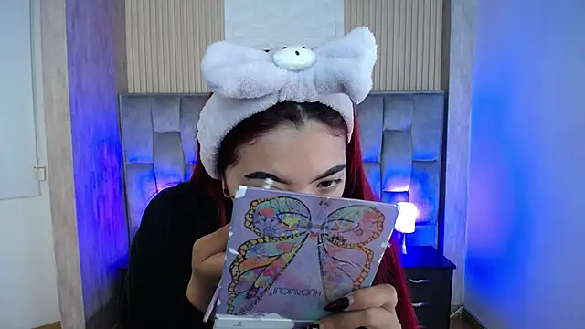 Snapshot of Mia_Rinn chatting on 11, 9, 2025 Mia Rinn online show from 11, 9, 2025