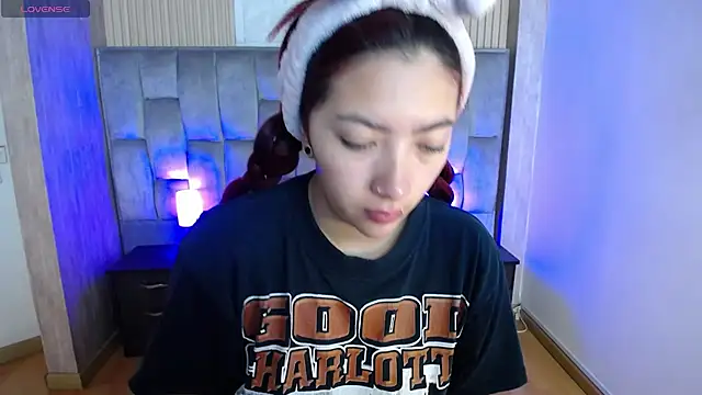 Snapshot of Mia_Rinn chatting on 24, 9, 2025 Mia Rinn online show from 24, 9, 2025