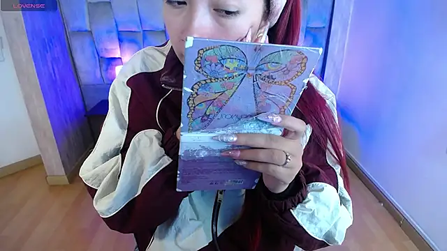 Snapshot of Mia_Rinn chatting on 29, 9, 2025 Mia Rinn online show from 29, 9, 2025