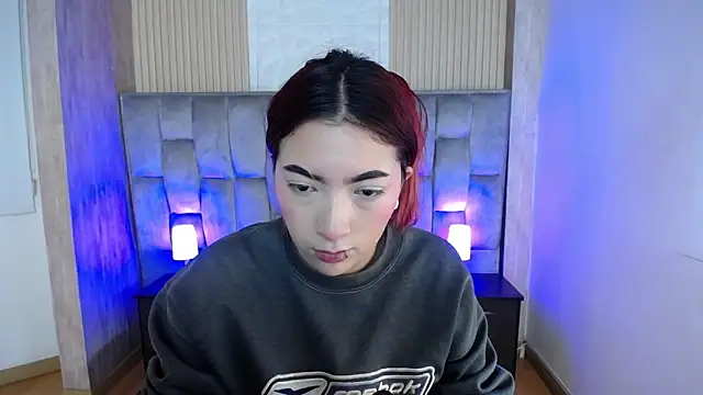 Snapshot of Mia_Rinn chatting on 16, 10, 2025 Mia Rinn online show from 16, 10, 2025