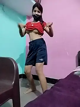 Hotty-Divya online show from 18, 9, 2025