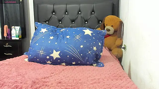 Natassha brown1 online show from 19, 9, 2025