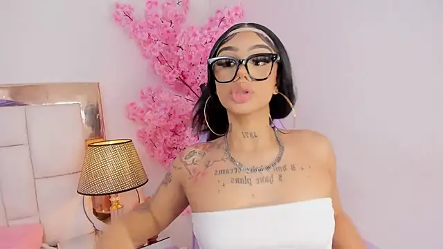 Mia Jansen online show from 8, 1, 2025