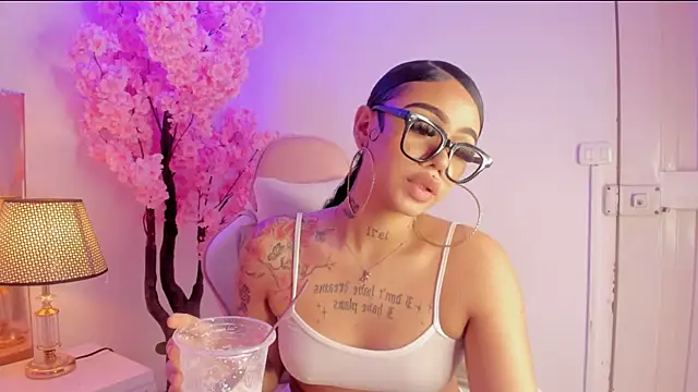 Mia Jansen online show from 13, 2, 2025