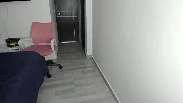 Snapshot of Ori_valentina chatting on 2, 3, 2025 Ori valentina online show from 2, 3, 2025