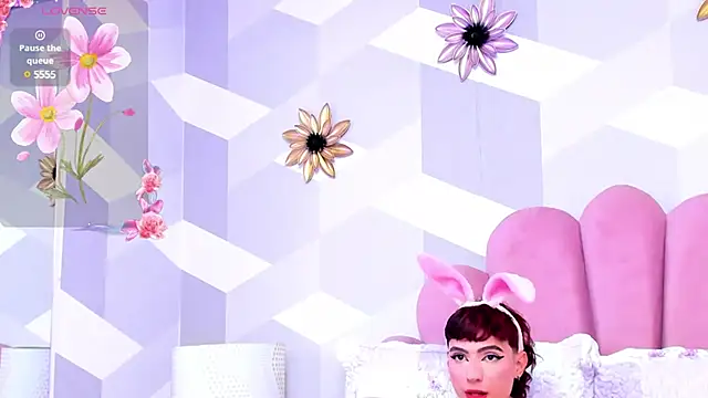 KylieMonnett online show from 15, 3, 2025