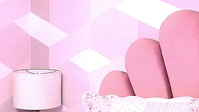 KylieMonnett online show from 6, 11, 2025