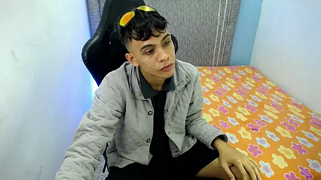 zacariasss  online show from 12, 3, 2026