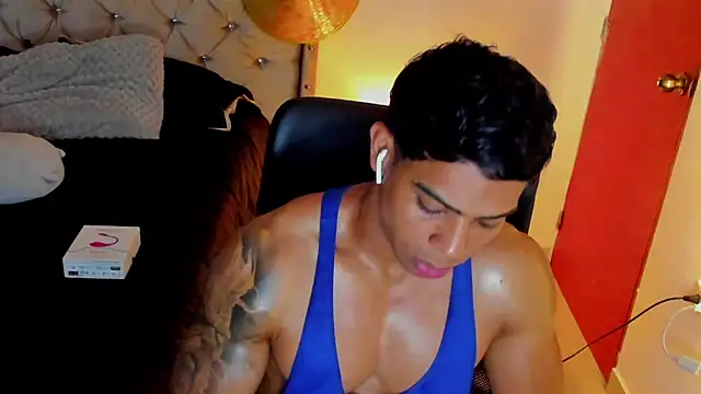 Andrew wolf7 online show from 27, 11, 2025