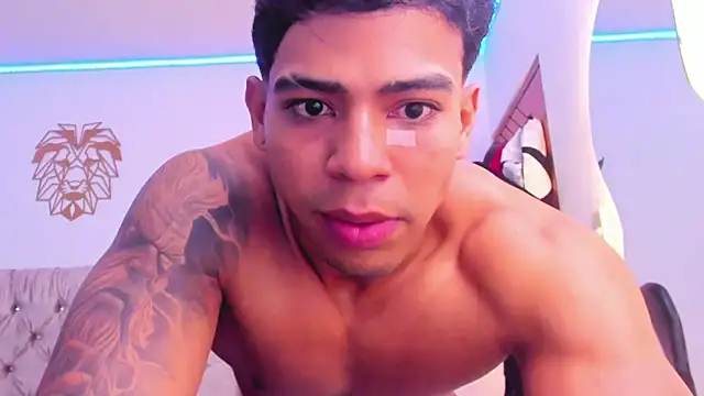 Andrew wolf7 online show from 14, 2, 2026