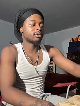 SluttyLyfe4L online show from 18, 11, 2025