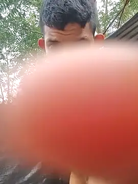 Valentinacuc online show from 5, 10, 2025