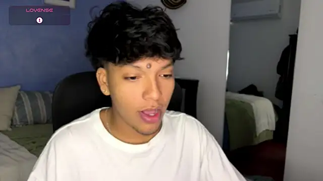 Snapshot of Xander_bonnet1 chatting on 18, 9, 2025 Xander bonnet1 online show from 18, 9, 2025