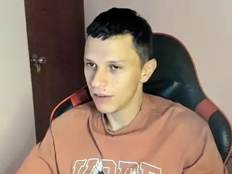 goodboy69l online show from 25, 4, 2026