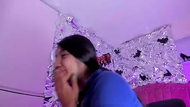 Snapshot of SarahStones chatting on 24, 10, 2025 SarahStones online show from 24, 10, 2025