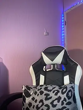 ursweet babygirl online show from 17, 5, 2026