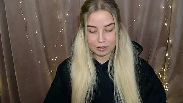 KristyHoney online show from 14, 12, 2024