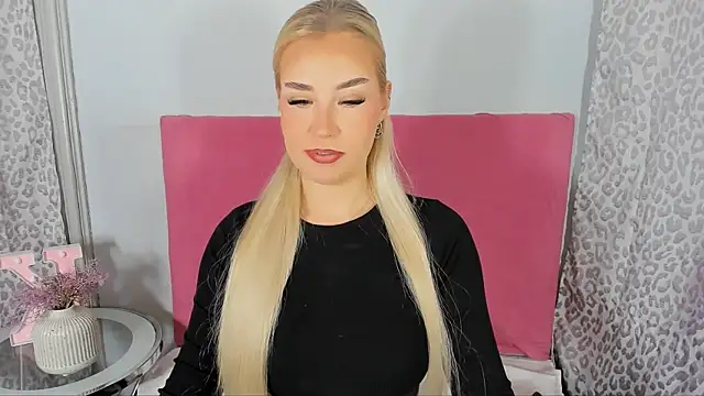 KristyHoney online show from 8, 3, 2026