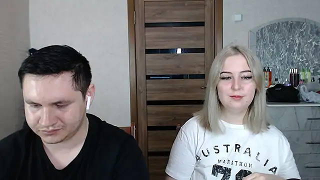 Kristy-Max online show from 4, 3, 2025