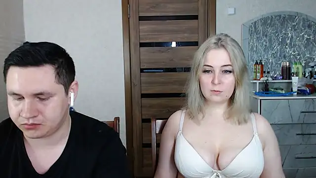 Kristy-Max online show from 4, 3, 2025