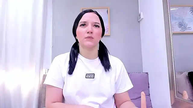  EmilyJireh  online show from 27, 4, 2026