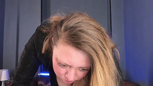 JesiaFoxi online show from 13, 1, 2025