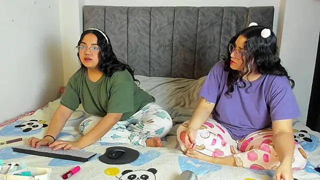 maddie-and-chelsea- online show from 12, 3, 2026