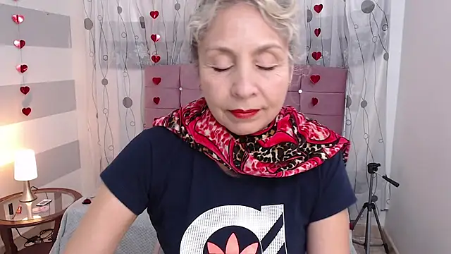 Snapshot of Afrodita_sg chatting on 17, 2, 2025 Afrodita sg online show from 17, 2, 2025