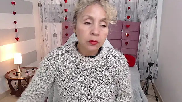 Snapshot of Afrodita_sg chatting on 4, 3, 2025 Afrodita sg online show from 4, 3, 2025