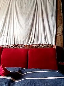 ZIPORA07 online show from 3, 2, 2026